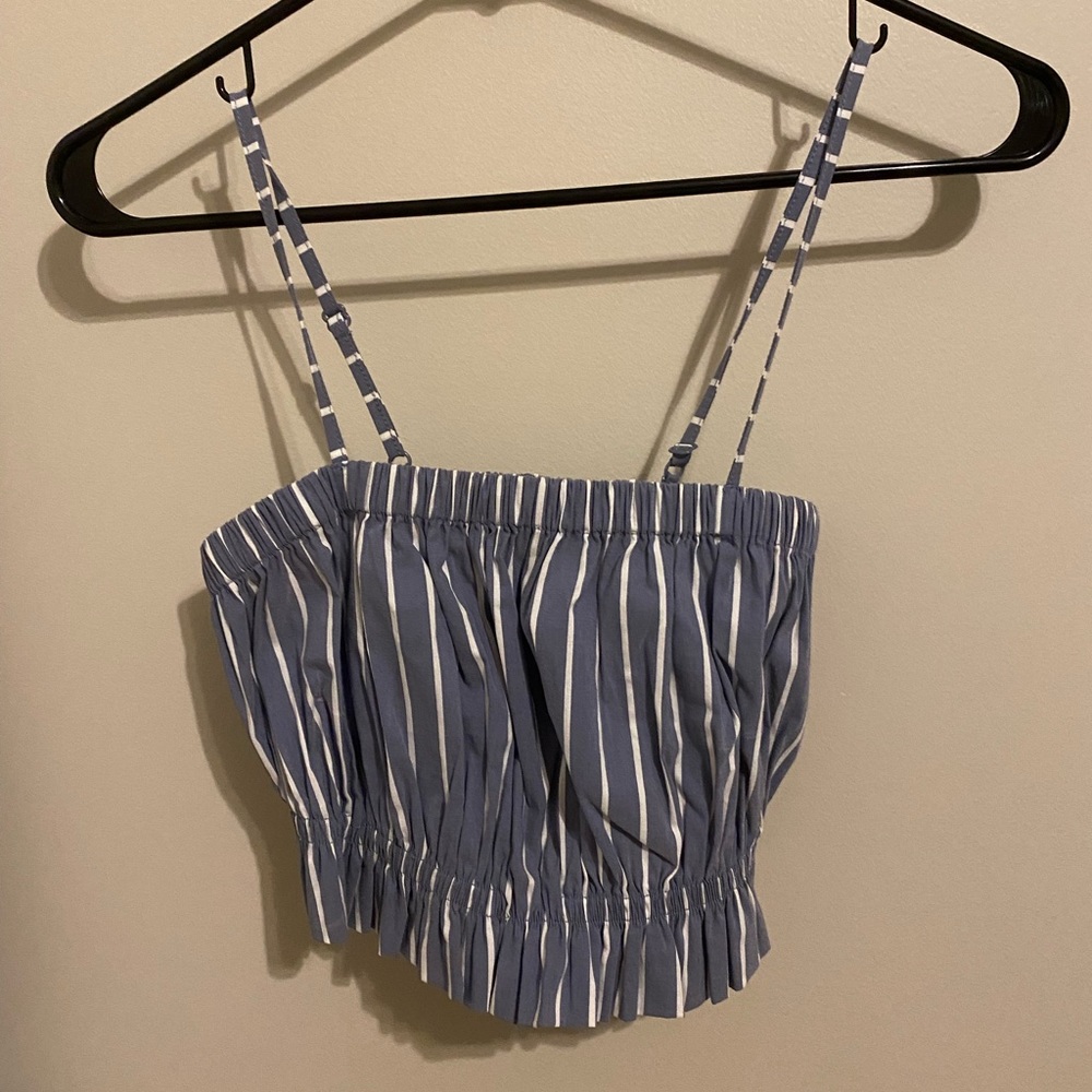 XS Urban Outfitters Cropped Tank